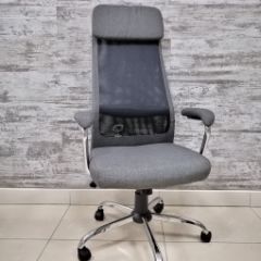 Кресло Barneo K-115 для персонала (серая ткань, черная сетка) в Тарко-Сале - tarko-sale.mebel24.online | фото