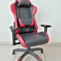 Кресло геймерское Barneo K-52 (черная экокожа красные вставки) в Тарко-Сале - tarko-sale.mebel24.online | фото