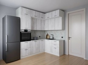 Кухонный гарнитур угловой Пайн 2200*1700 (Стол. 38мм) в Тарко-Сале - tarko-sale.mebel24.online | фото 1