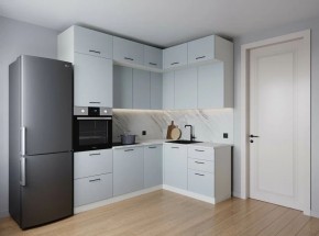 Кухонный гарнитур угловой Смоки 2200*1700 (Стол. 26мм) в Тарко-Сале - tarko-sale.mebel24.online | фото